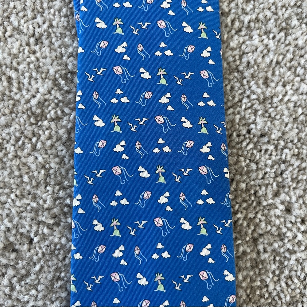 Salvatore Ferragamo Summer Kites Men’s Silk Tie - Picture 2 of 7